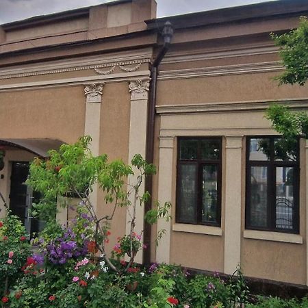 Отель Casa Domneasca Rarau Кымпулунг-Молдовенеск Экстерьер фото